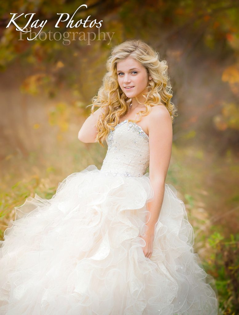 K Jay Photos Photography, Madison WI Photographer offering beautiful prom senior pictures.